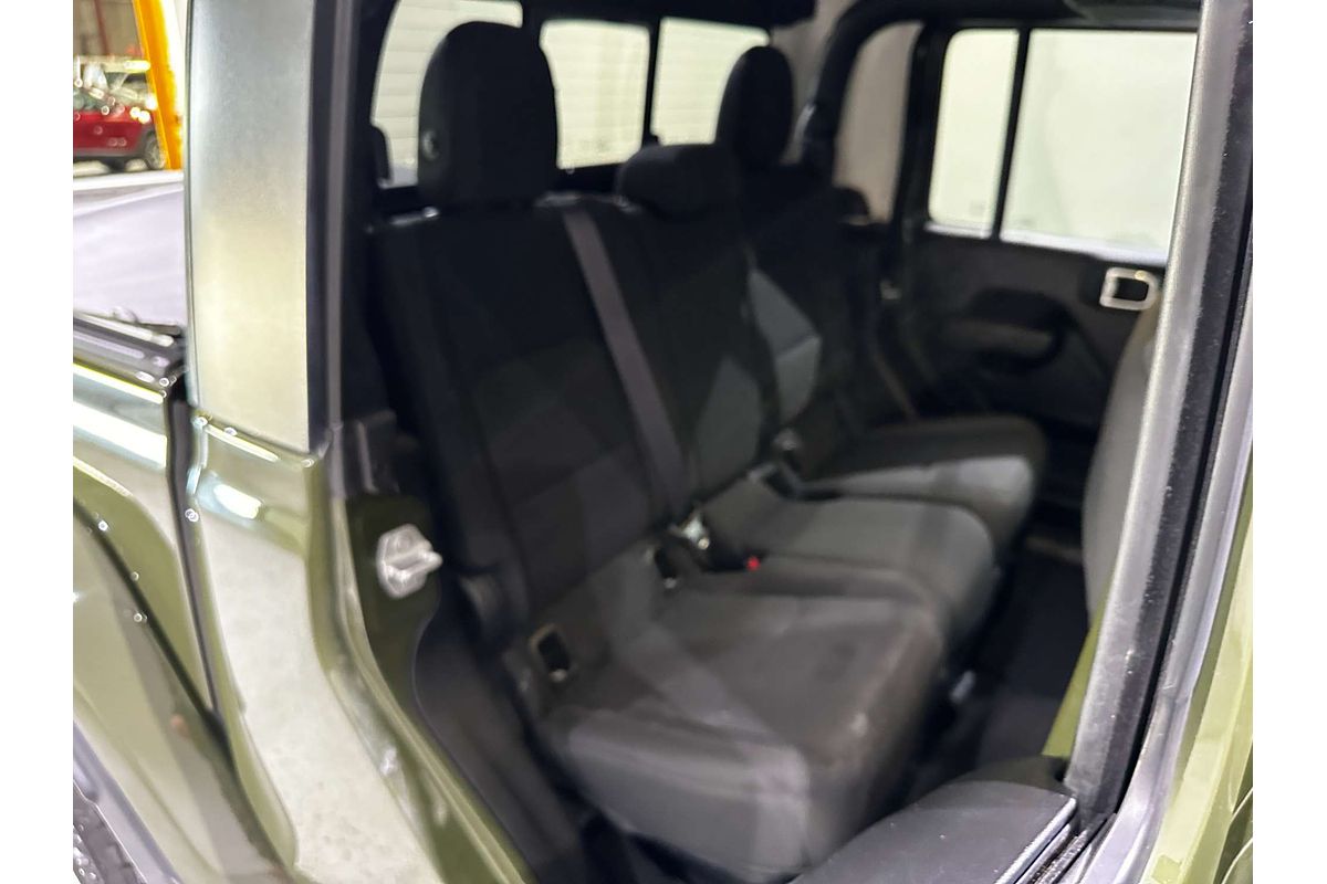 2022 Jeep Gladiator Night Eagle JT All Wheel Drive