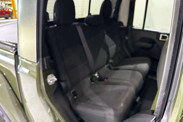 2022 Jeep Gladiator Night Eagle JT All Wheel Drive