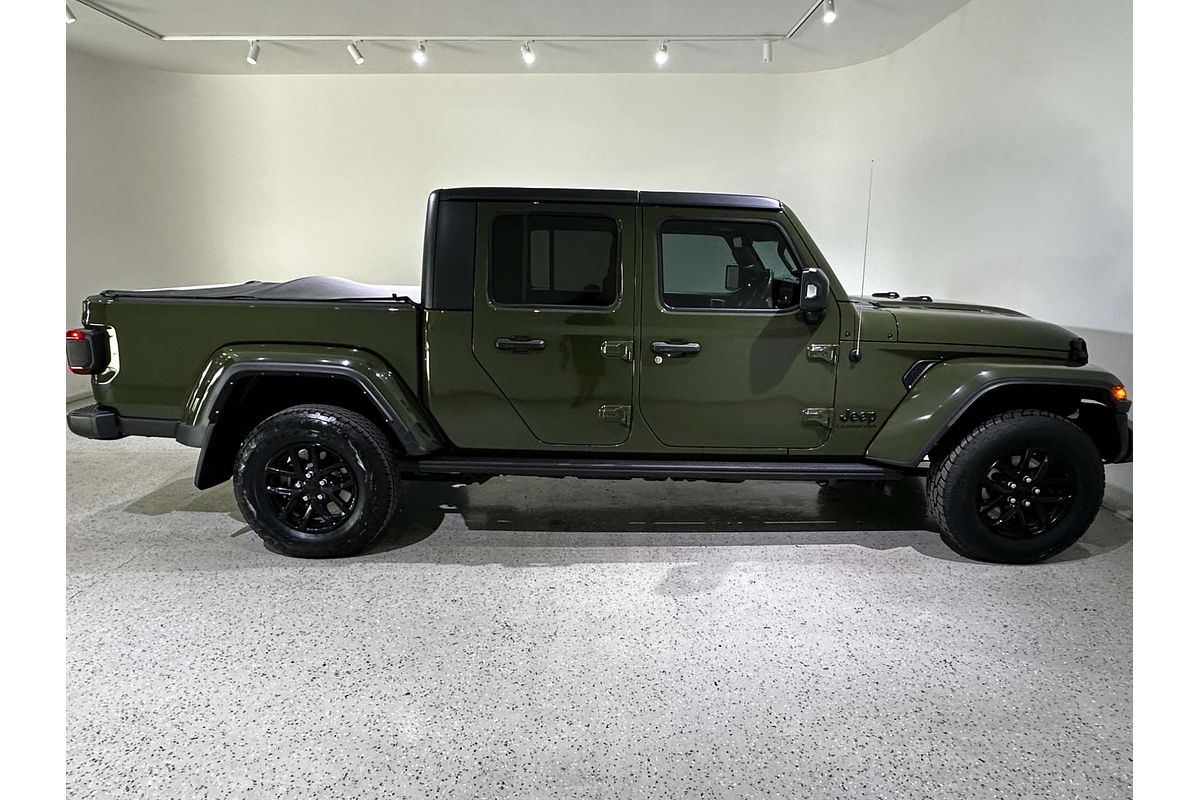 2022 Jeep Gladiator Night Eagle JT All Wheel Drive