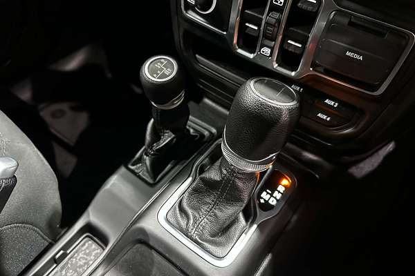 2022 Jeep Gladiator Night Eagle JT All Wheel Drive