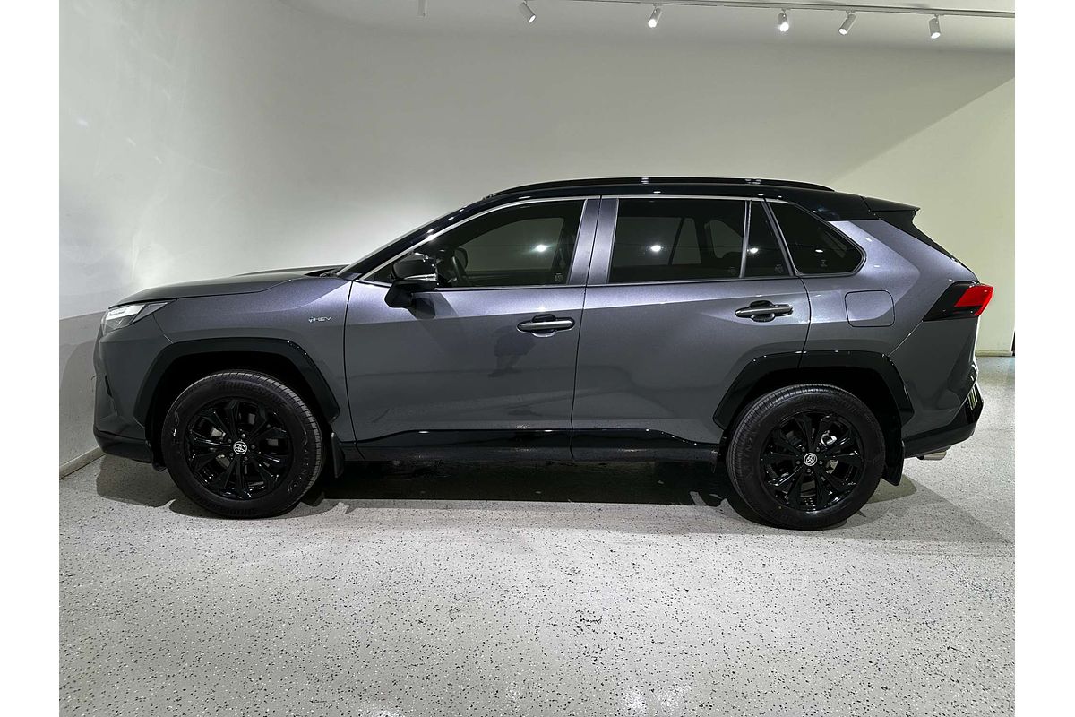 2024 Toyota RAV4 XSE AXAH52R