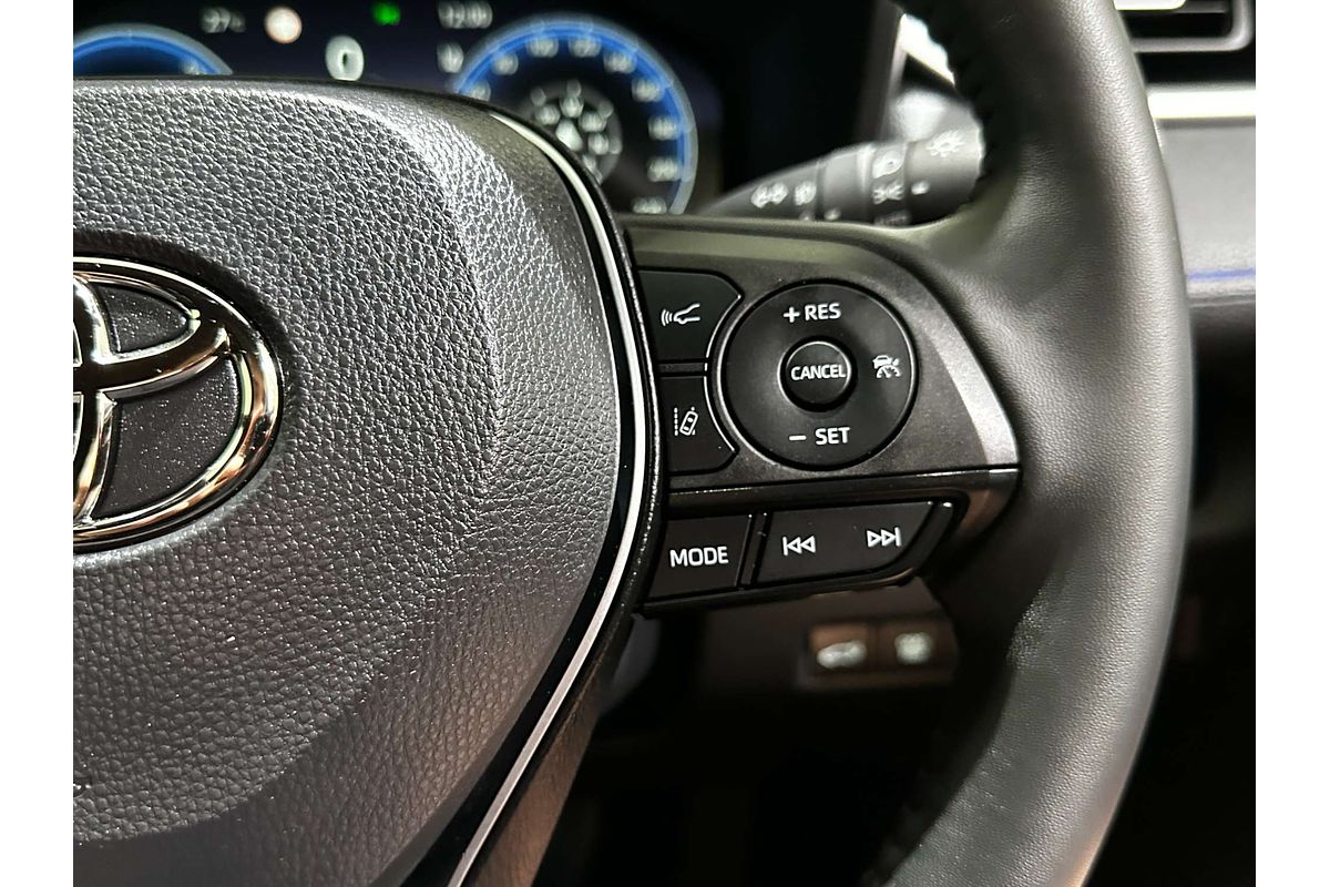 2024 Toyota RAV4 XSE AXAH52R