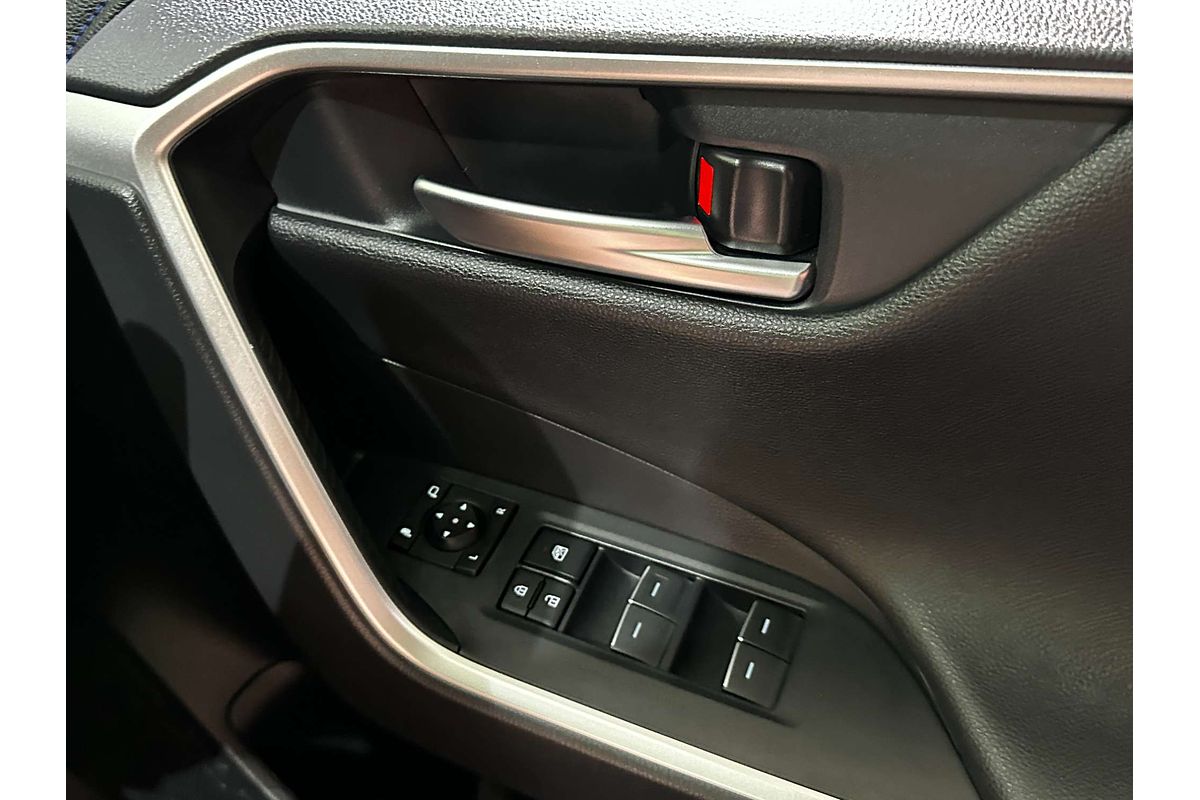 2024 Toyota RAV4 XSE AXAH52R