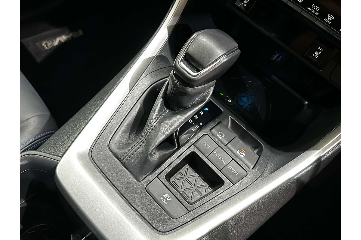 2024 Toyota RAV4 XSE AXAH52R