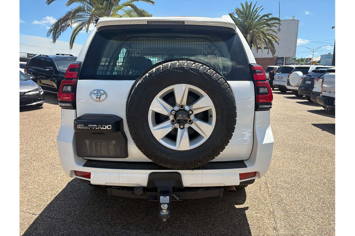2022 Toyota Landcruiser Prado GX GDJ150R