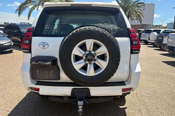 2022 Toyota Landcruiser Prado GX GDJ150R