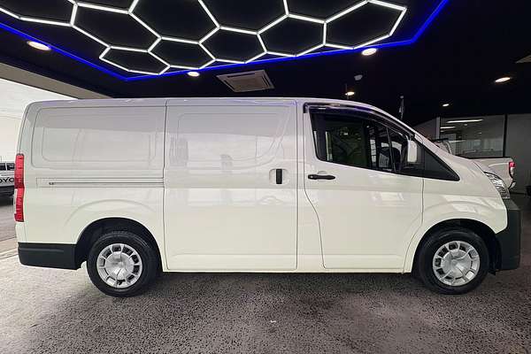2020 Toyota Hiace GDH300R LWB