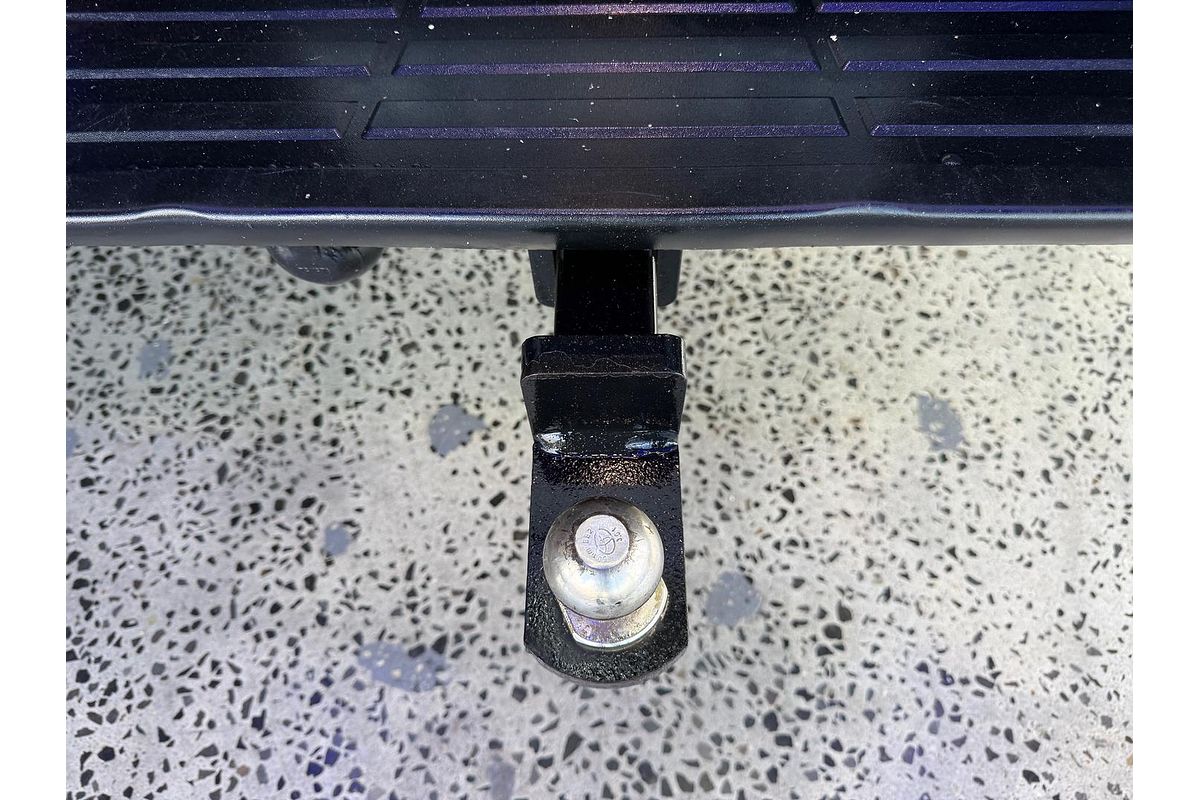 2016 Toyota Hilux Workmate GUN125R 4X4