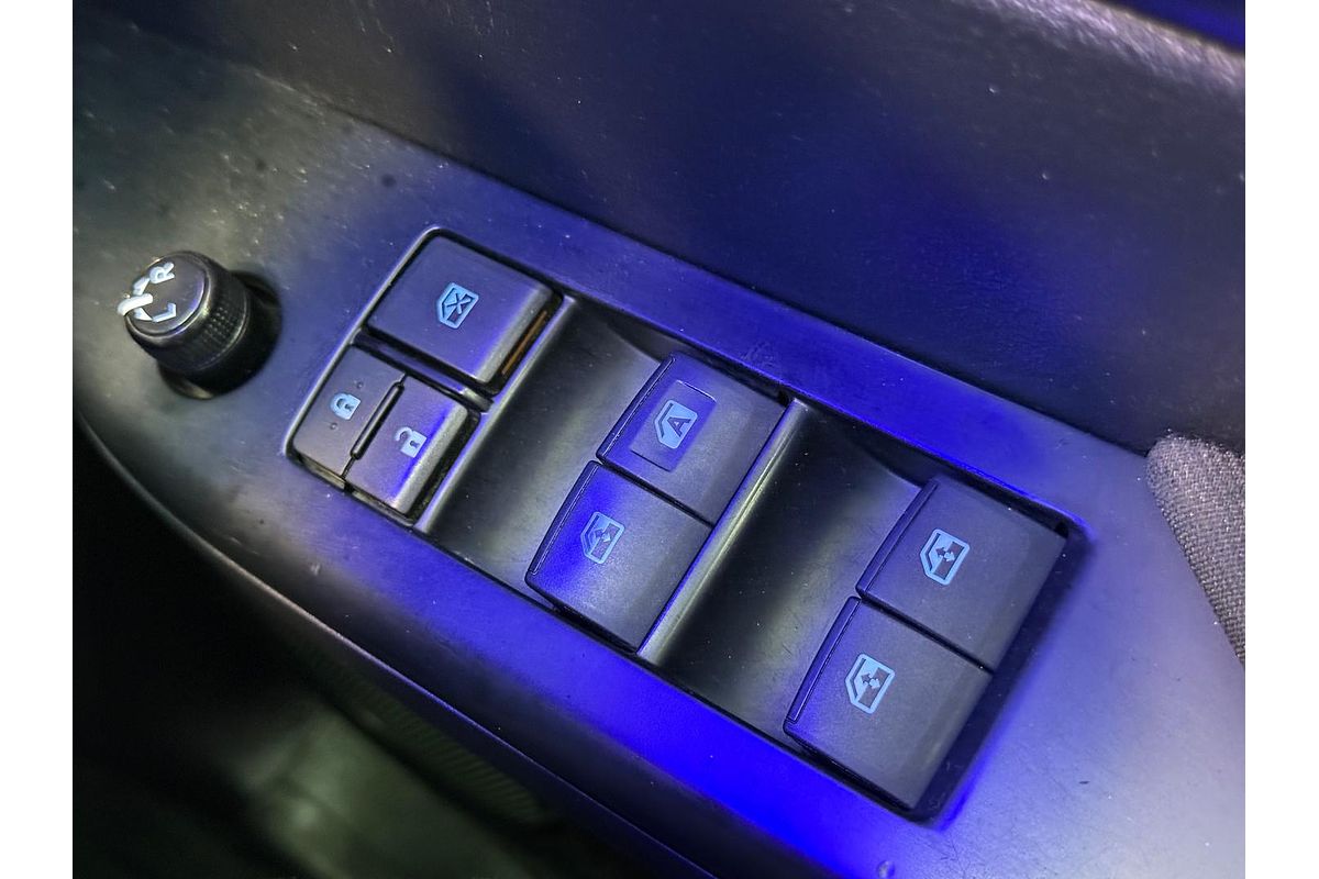 2016 Toyota Hilux Workmate GUN125R 4X4