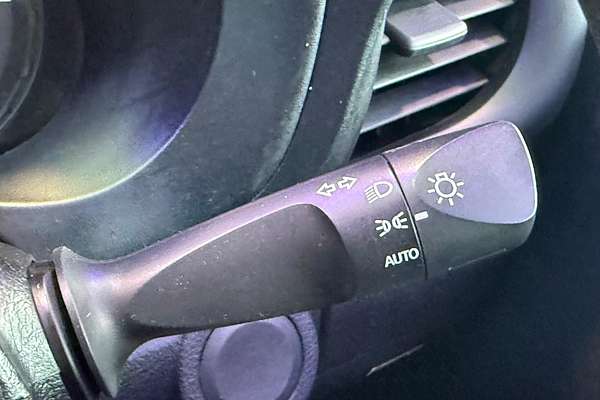 2016 Toyota Hilux Workmate GUN125R 4X4