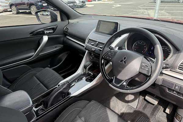 2020 Mitsubishi Eclipse Cross Black Edition YA