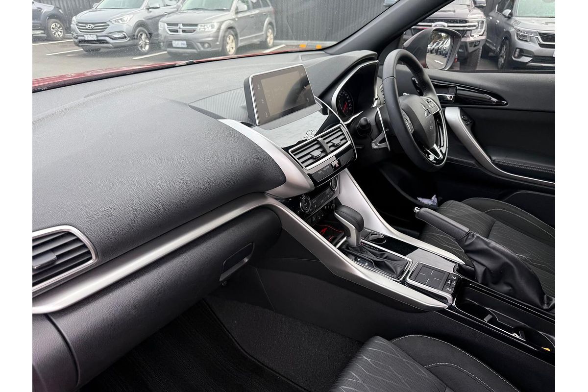 2020 Mitsubishi Eclipse Cross Black Edition YA