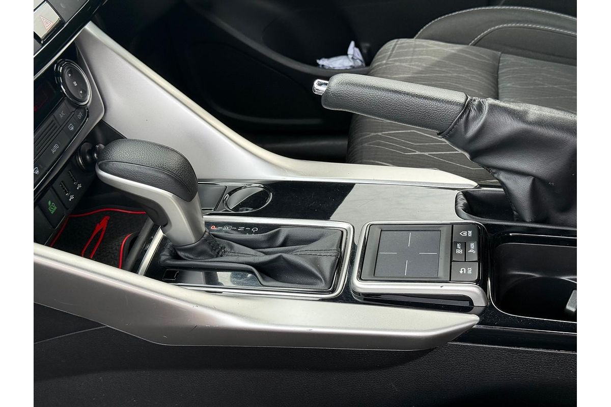 2020 Mitsubishi Eclipse Cross Black Edition YA