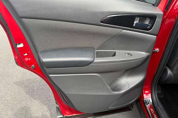 2020 Mitsubishi Eclipse Cross Black Edition YA