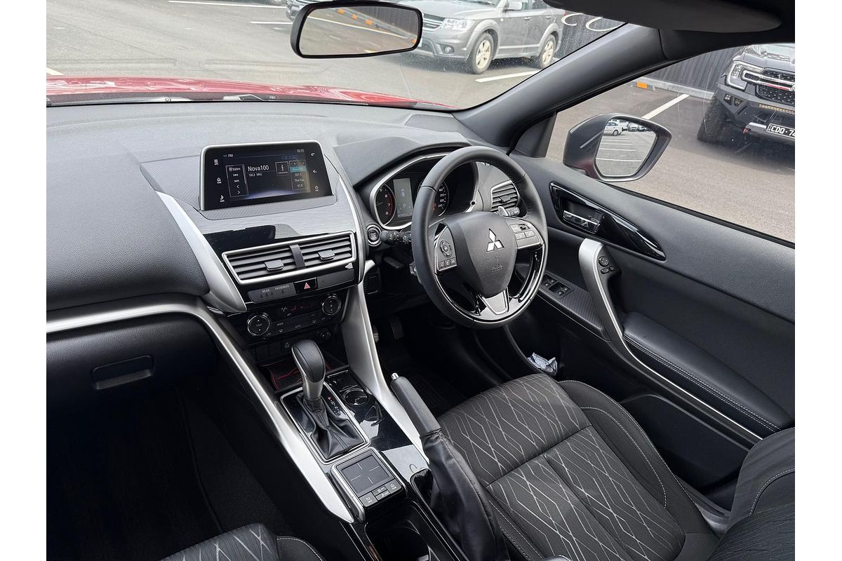 2020 Mitsubishi Eclipse Cross Black Edition YA