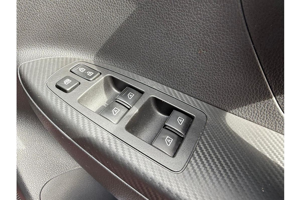 2020 Mitsubishi Eclipse Cross Black Edition YA