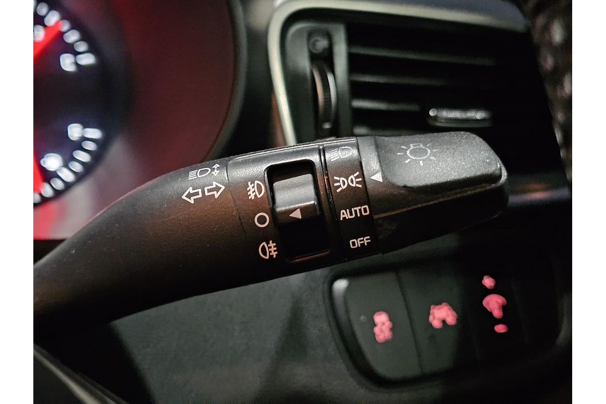 2018 Kia Sorento SLi UM