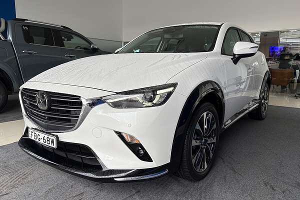 2023 Mazda CX-3 Akari DK