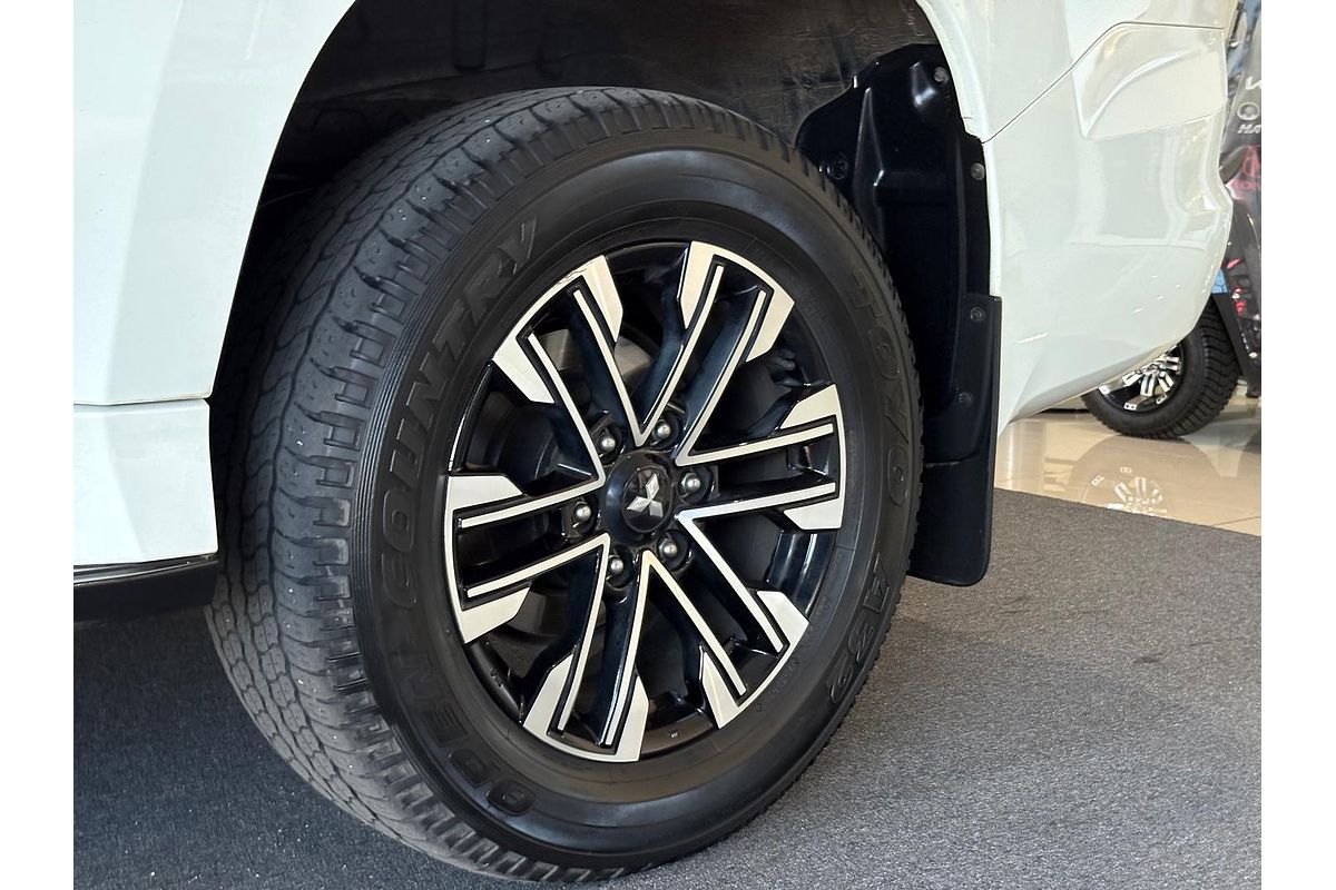 2022 Mitsubishi Pajero Sport Exceed QF