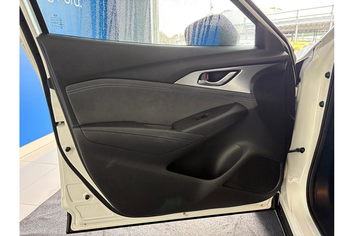 2023 Mazda CX-3 Akari DK