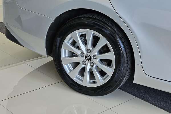 2019 Toyota Camry Ascent ASV70R