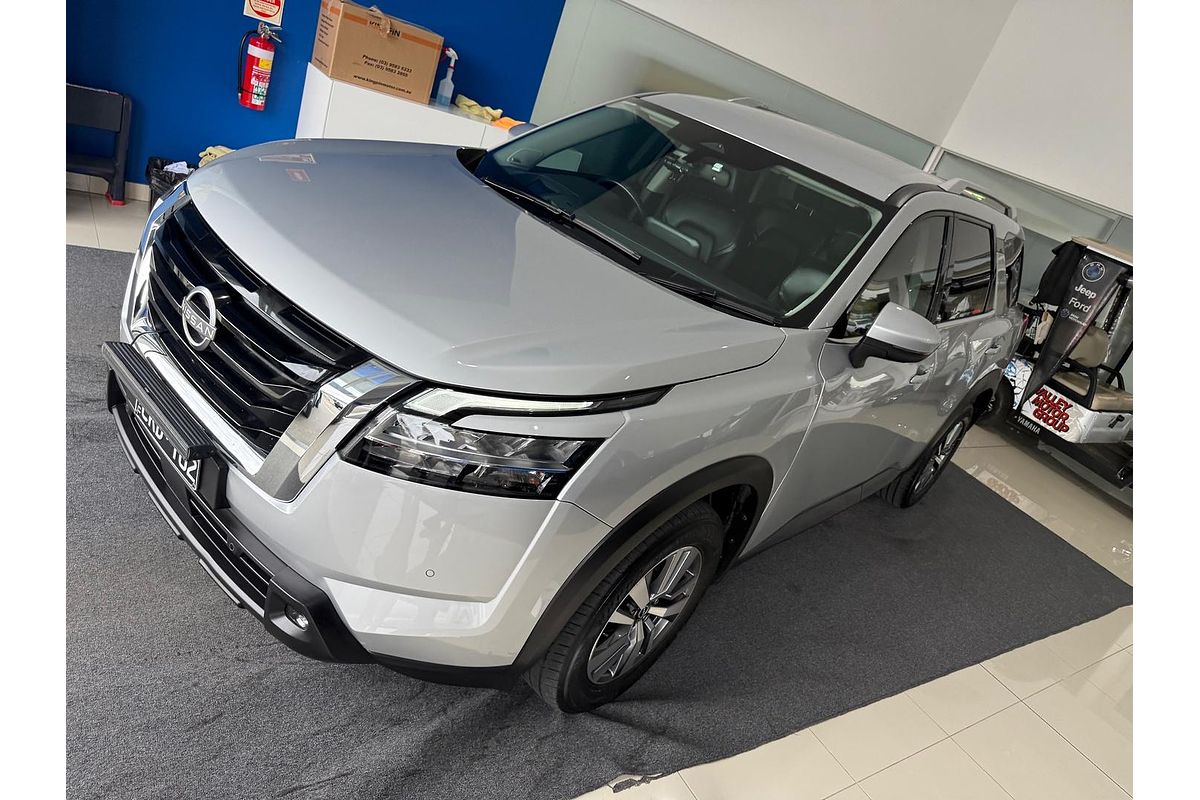 2023 Nissan Pathfinder Ti R53