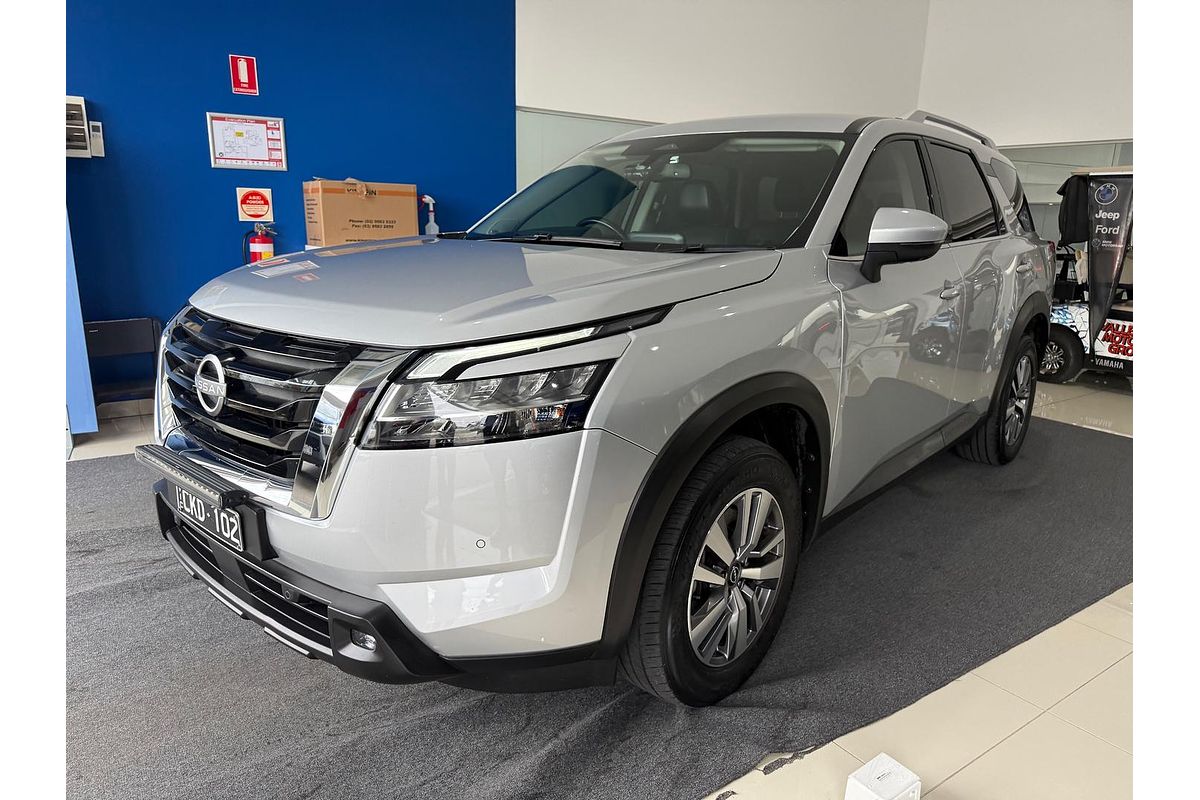 2023 Nissan Pathfinder Ti R53