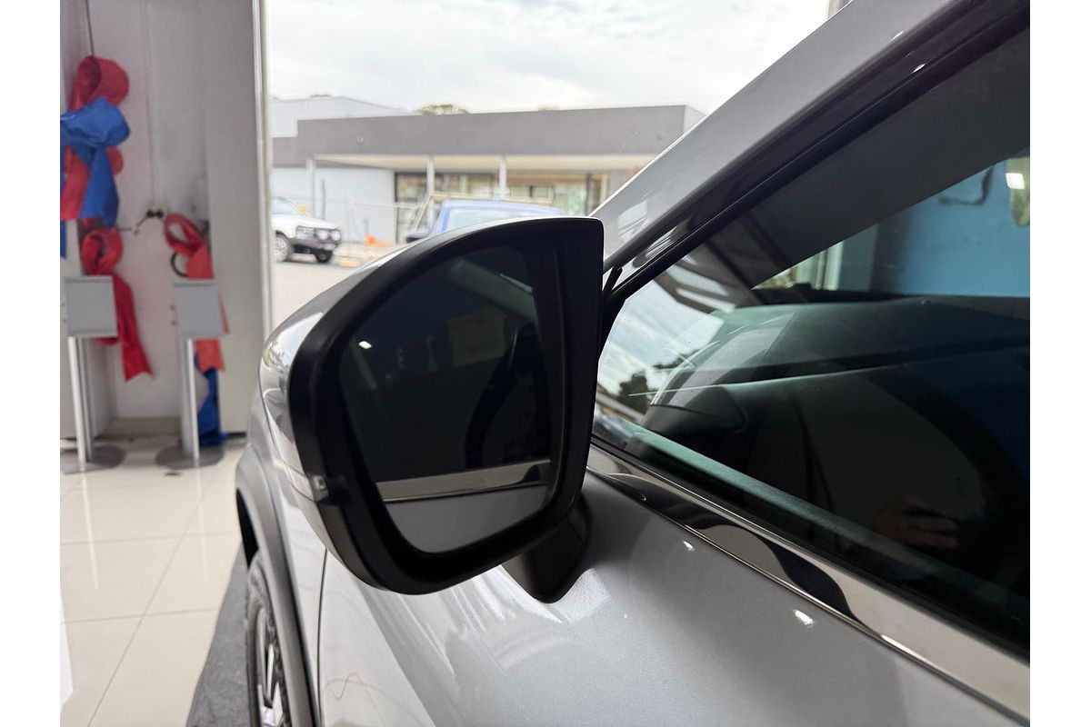 2023 Nissan Pathfinder Ti R53