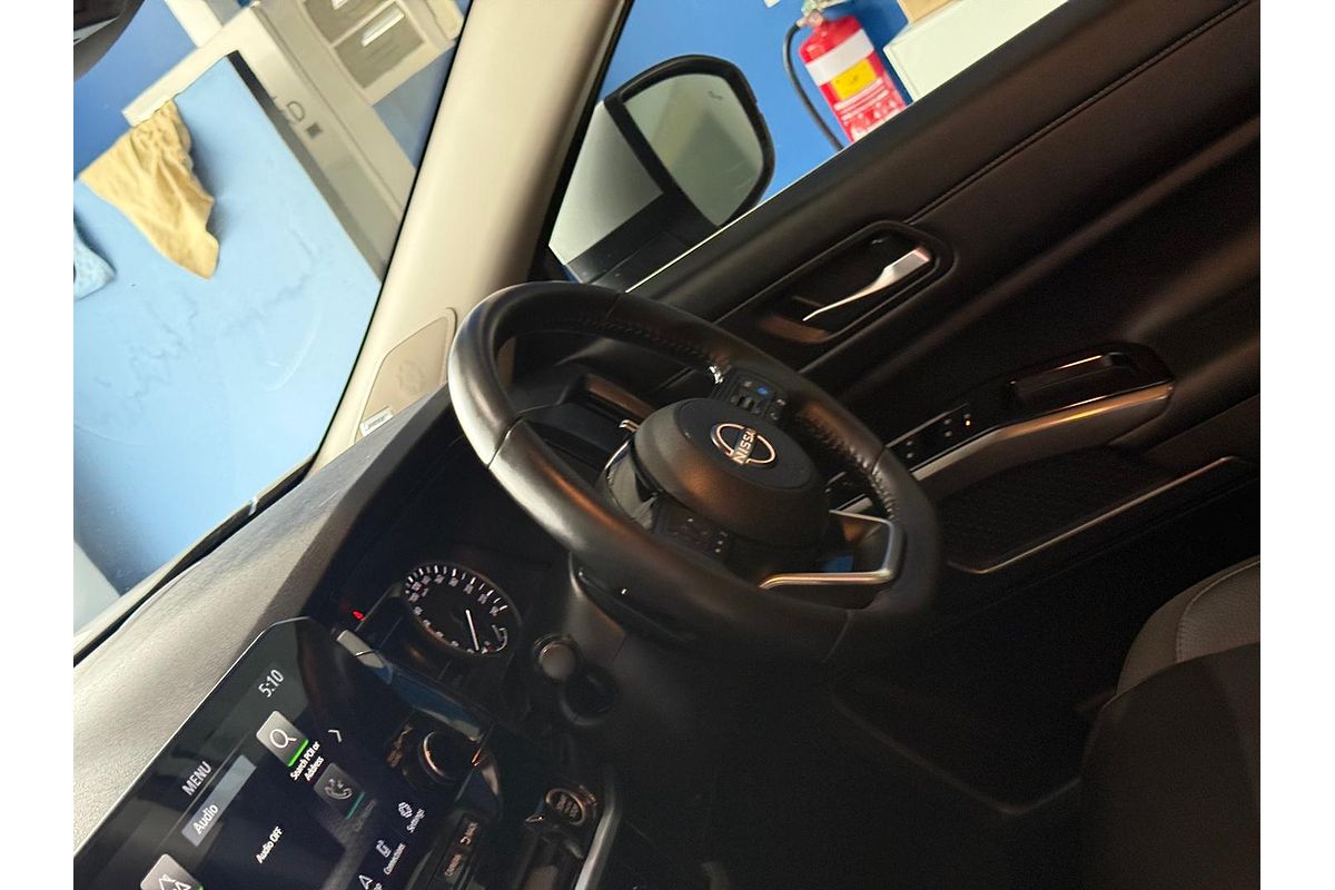 2023 Nissan Pathfinder Ti R53