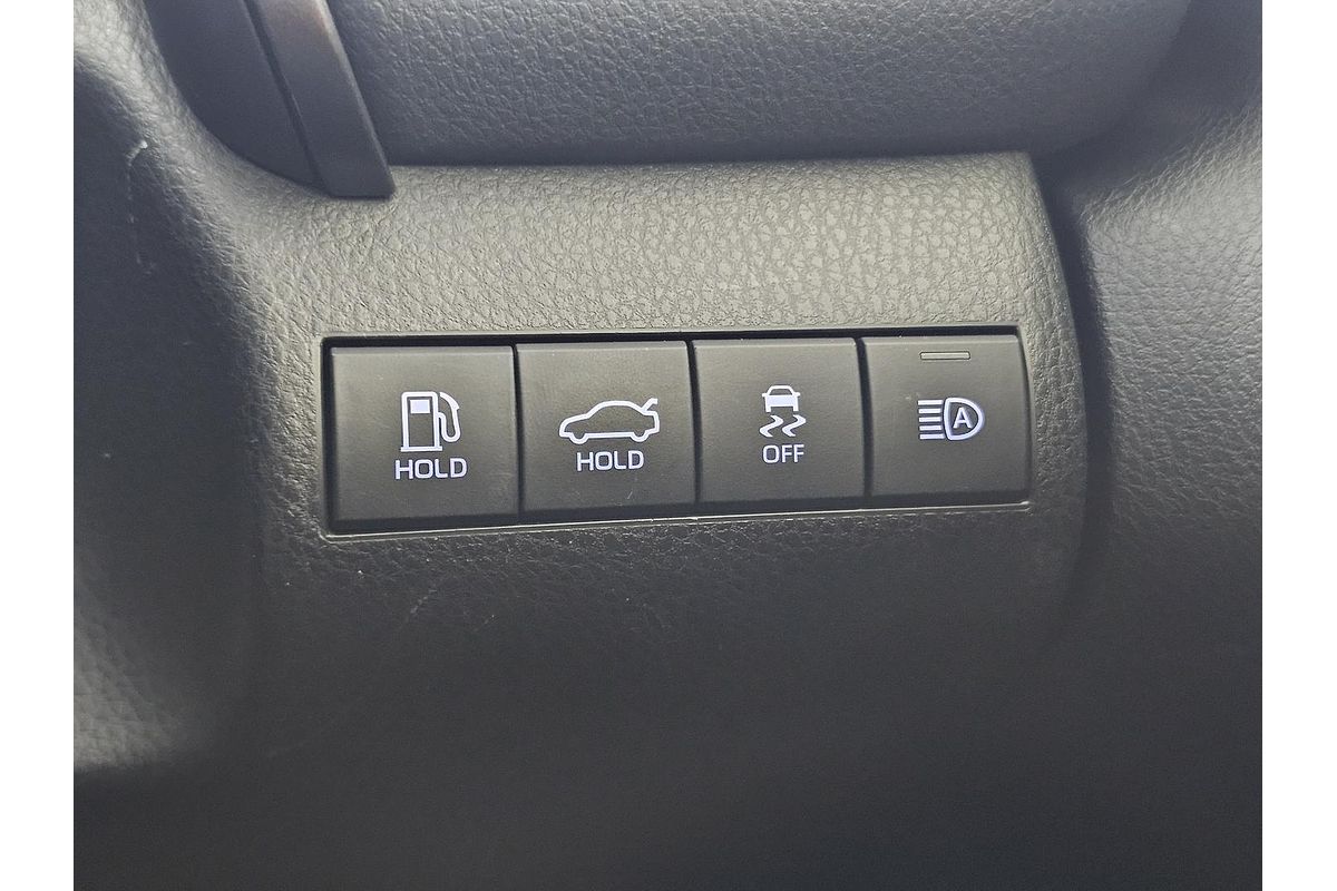 2019 Toyota Camry Ascent ASV70R