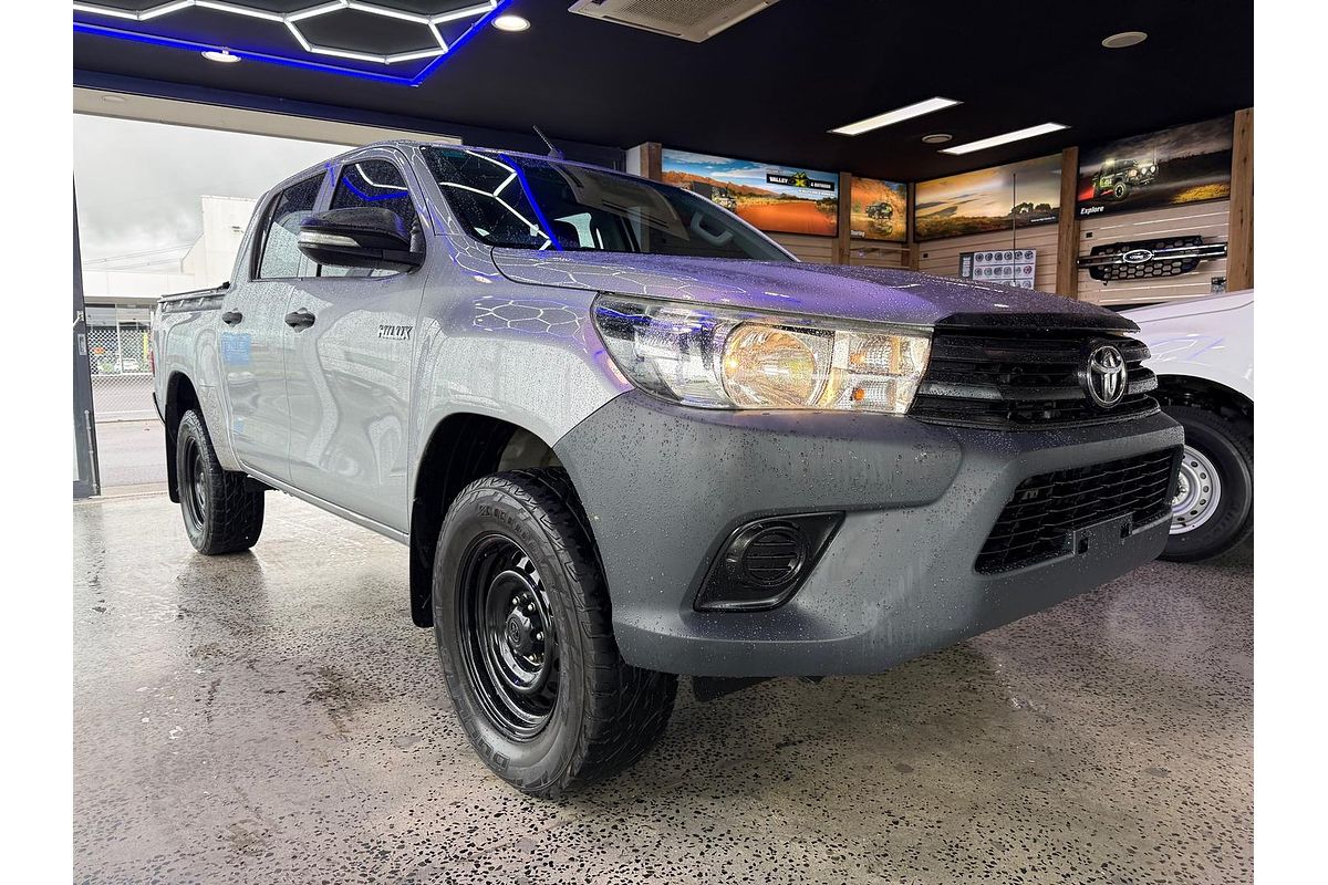 2016 Toyota Hilux Workmate GUN125R 4X4