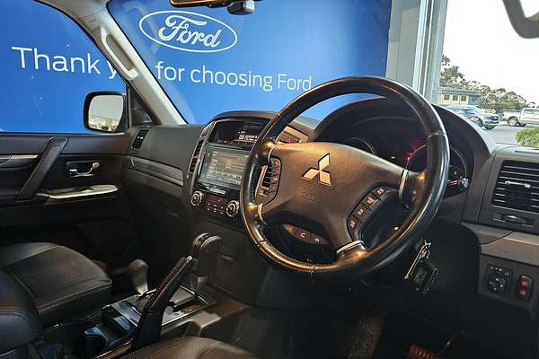 2020 Mitsubishi Pajero GLS NX