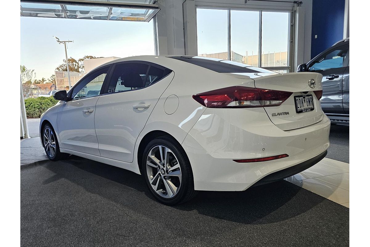 2018 Hyundai Elantra Elite AD