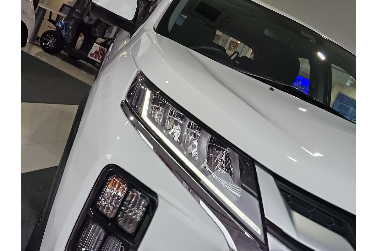 2022 Mitsubishi ASX ES XD