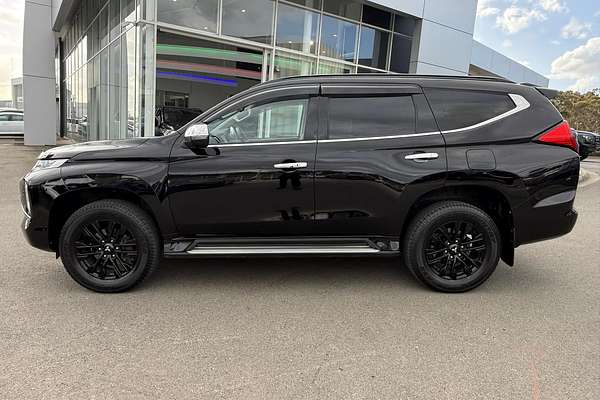 2023 Mitsubishi Pajero Sport GSR QF