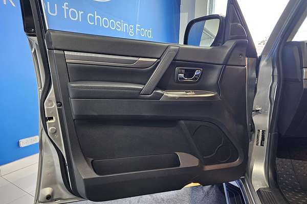 2020 Mitsubishi Pajero GLS NX