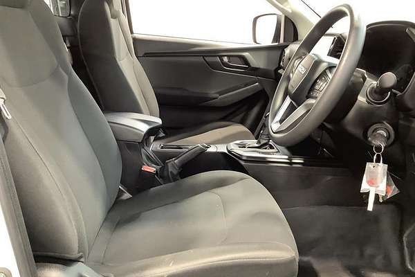 2023 Isuzu D-MAX SX High Ride Rear Wheel Drive