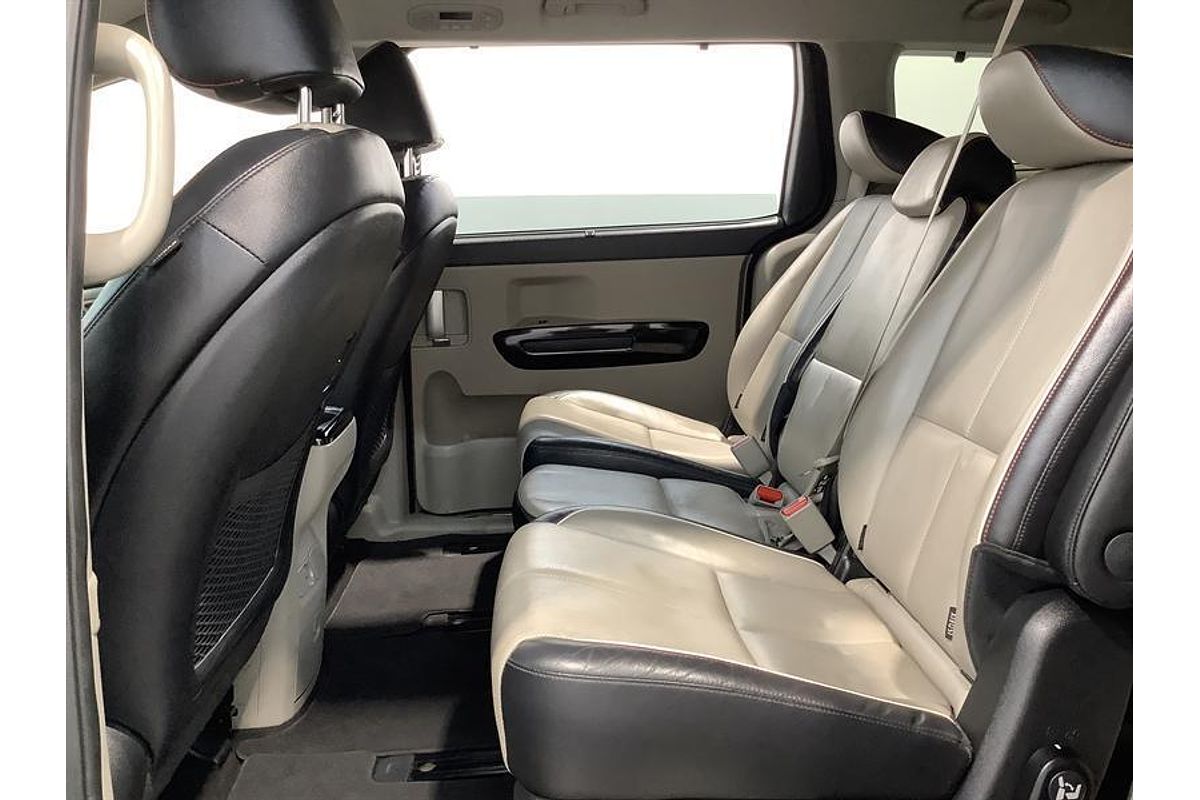 2018 Kia Carnival Platinum YP