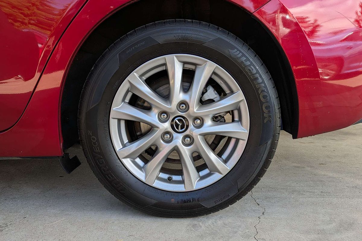 2019 Mazda 3 Neo Sport BN Series