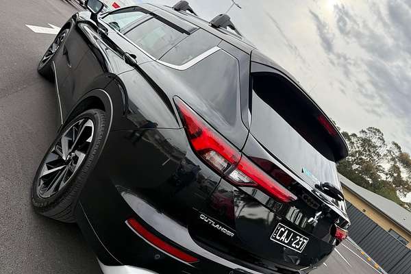 2022 Mitsubishi Outlander Exceed Tourer ZM