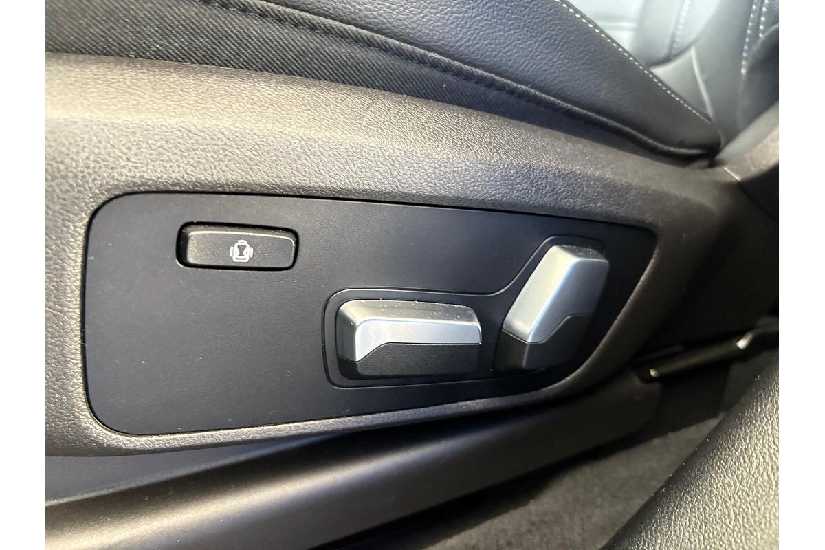 2019 BMW X3 sDrive20i G01