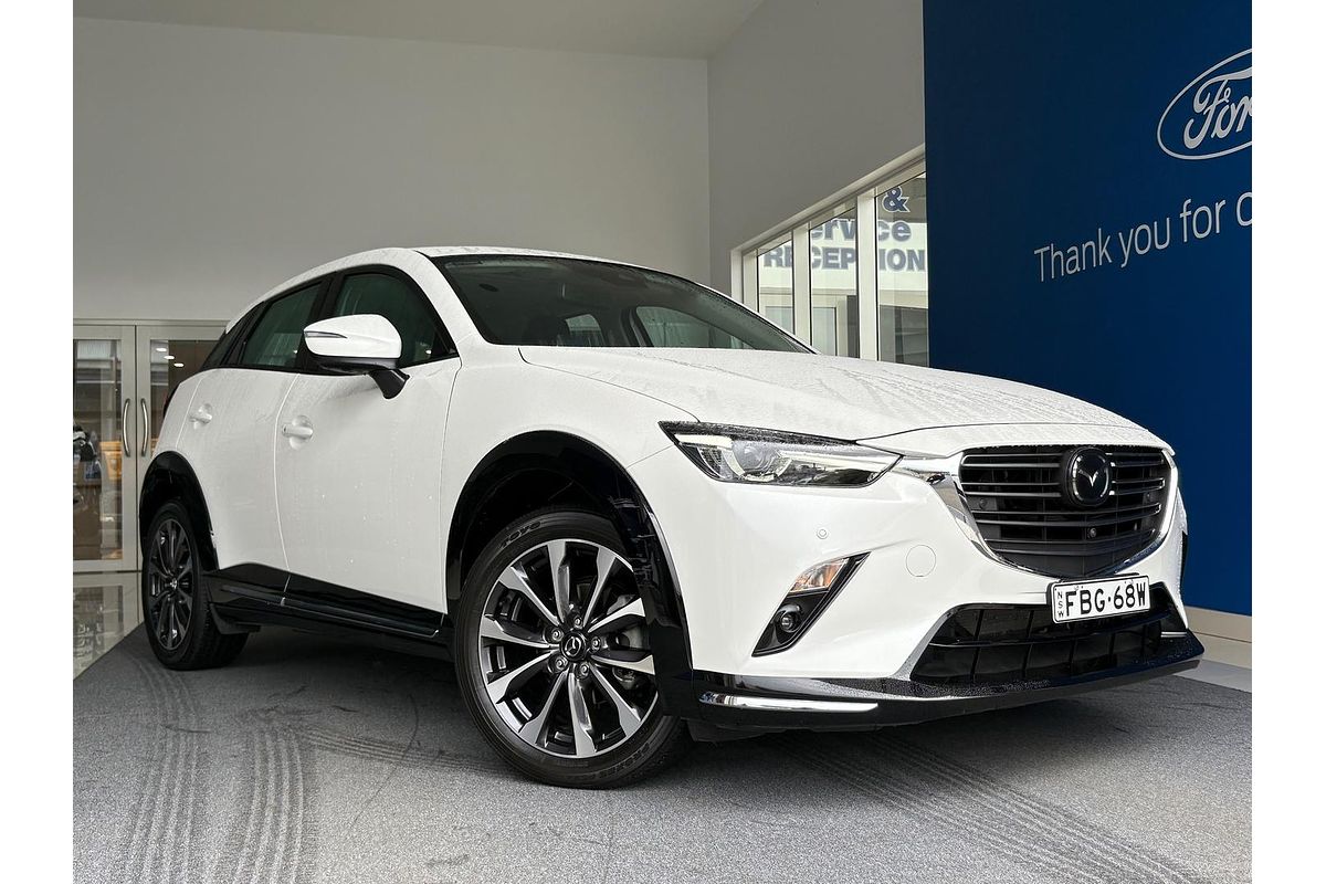 2023 Mazda CX-3 Akari DK
