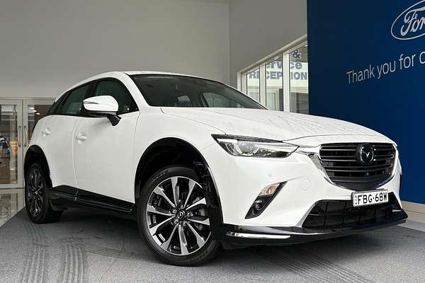 2023 Mazda CX-3 Akari DK