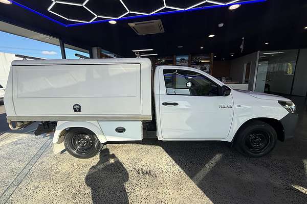 2016 Toyota Hilux Workmate GUN122R Rear Wheel Drive