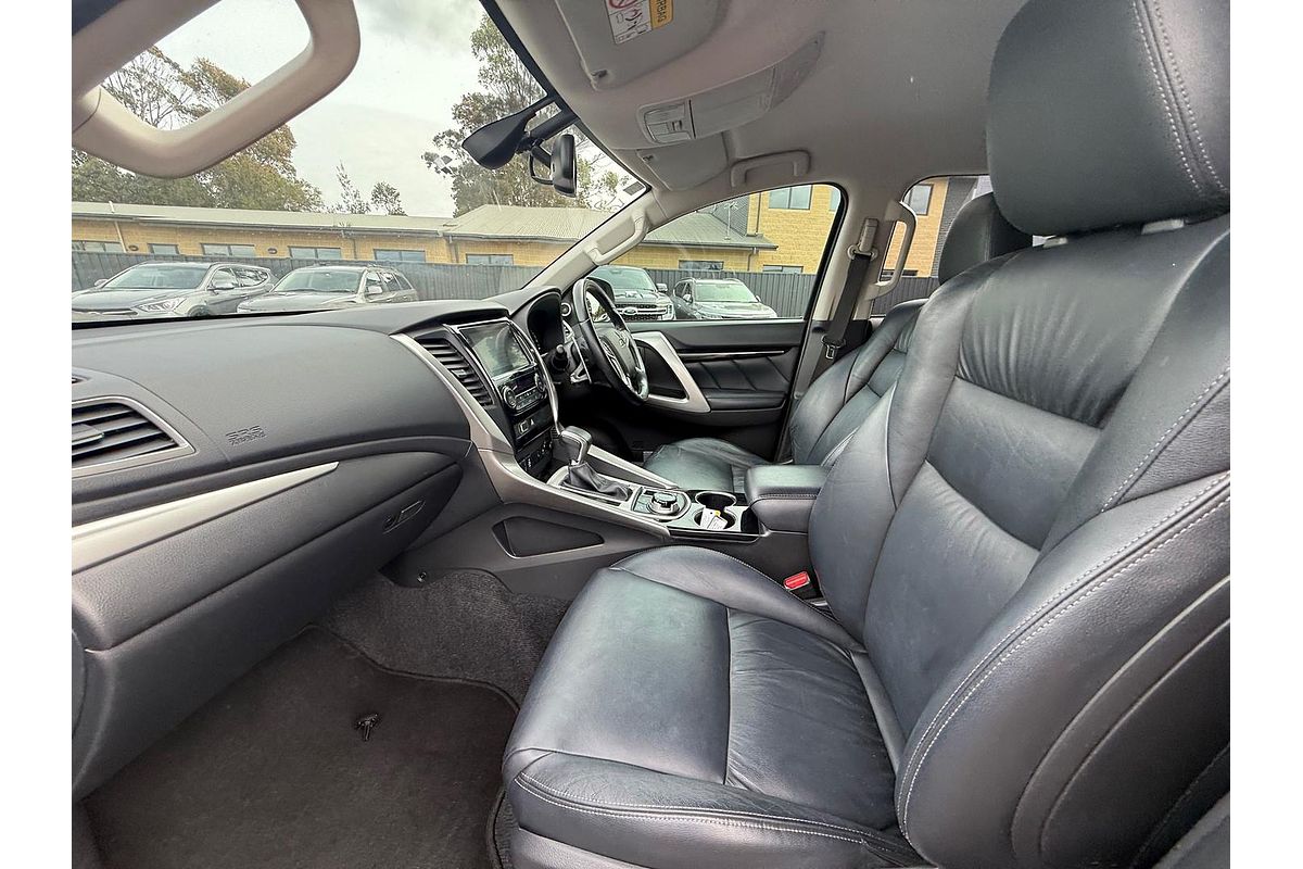 2016 Mitsubishi Pajero Sport Exceed QE