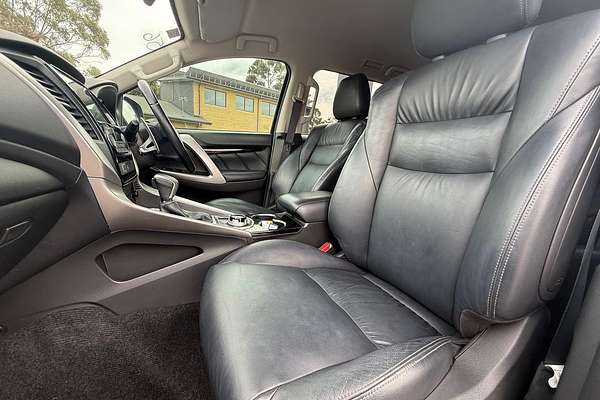 2016 Mitsubishi Pajero Sport Exceed QE