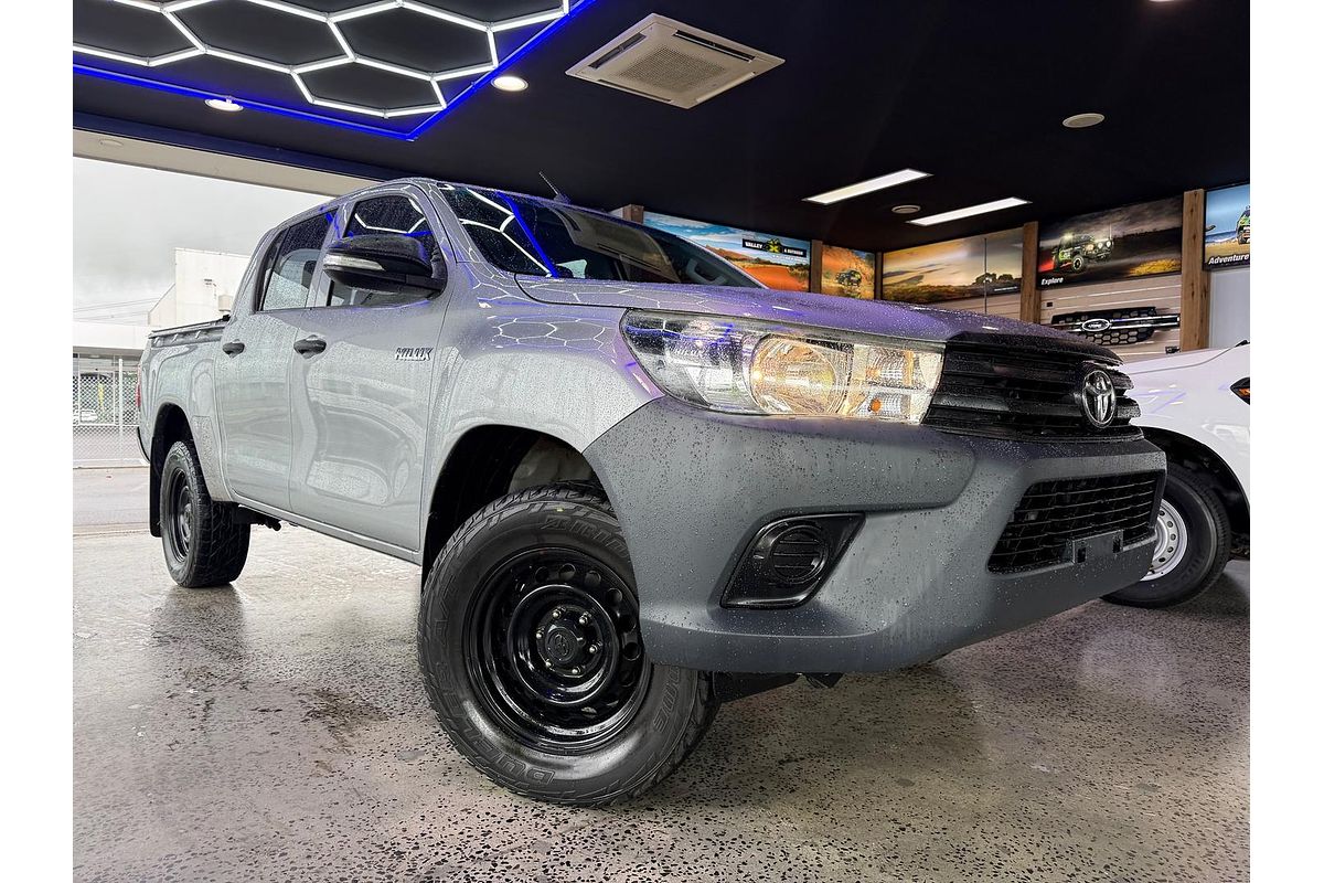2016 Toyota Hilux Workmate GUN125R 4X4