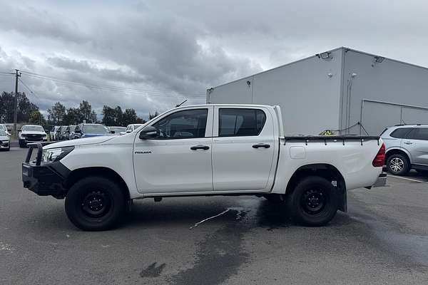 2017 Toyota Hilux Workmate GUN125R 4X4