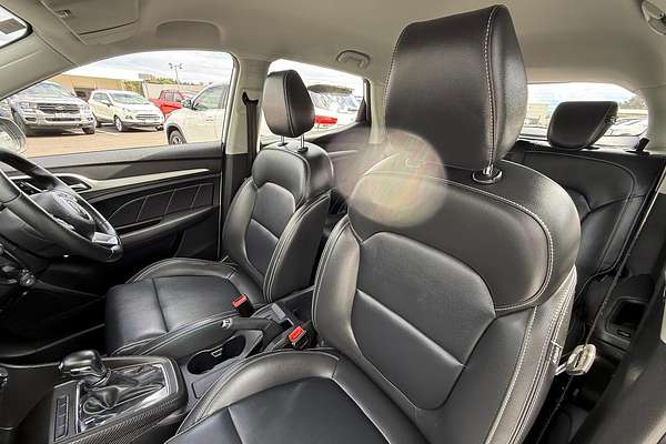 2019 MG ZS Excite AZS1