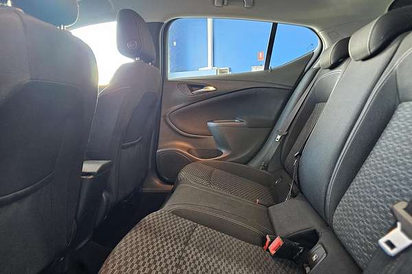 2016 Holden Astra RS BK